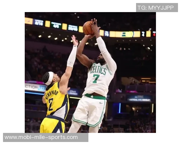 杰伦布朗本赛季表现惊艳已六度得分30东部球员中独领风骚 杰伦布朗本赛季表现惊艳已六度得分30东部球员中独领风骚